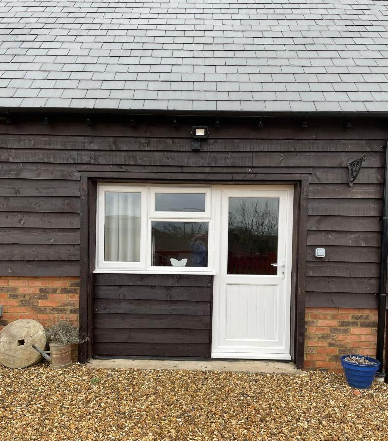 Little Buttercup Cottage Брэклей Экстерьер фото